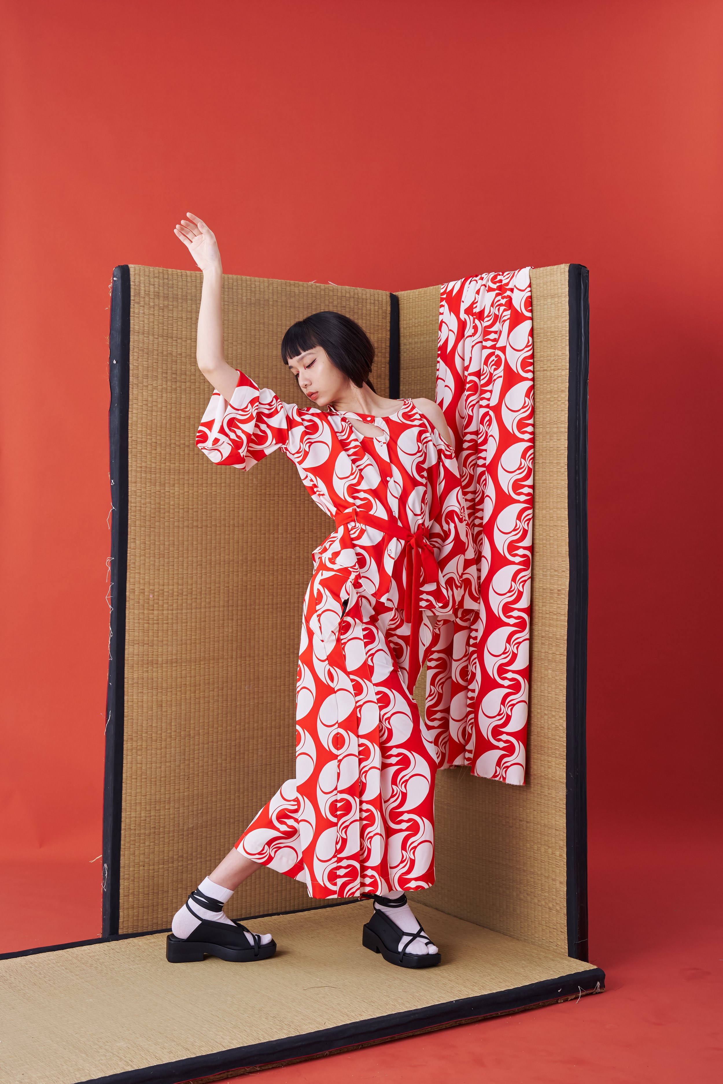 INF Deconstructed Japanese Kimono-inspired Wide Sleeve Tie Shirt